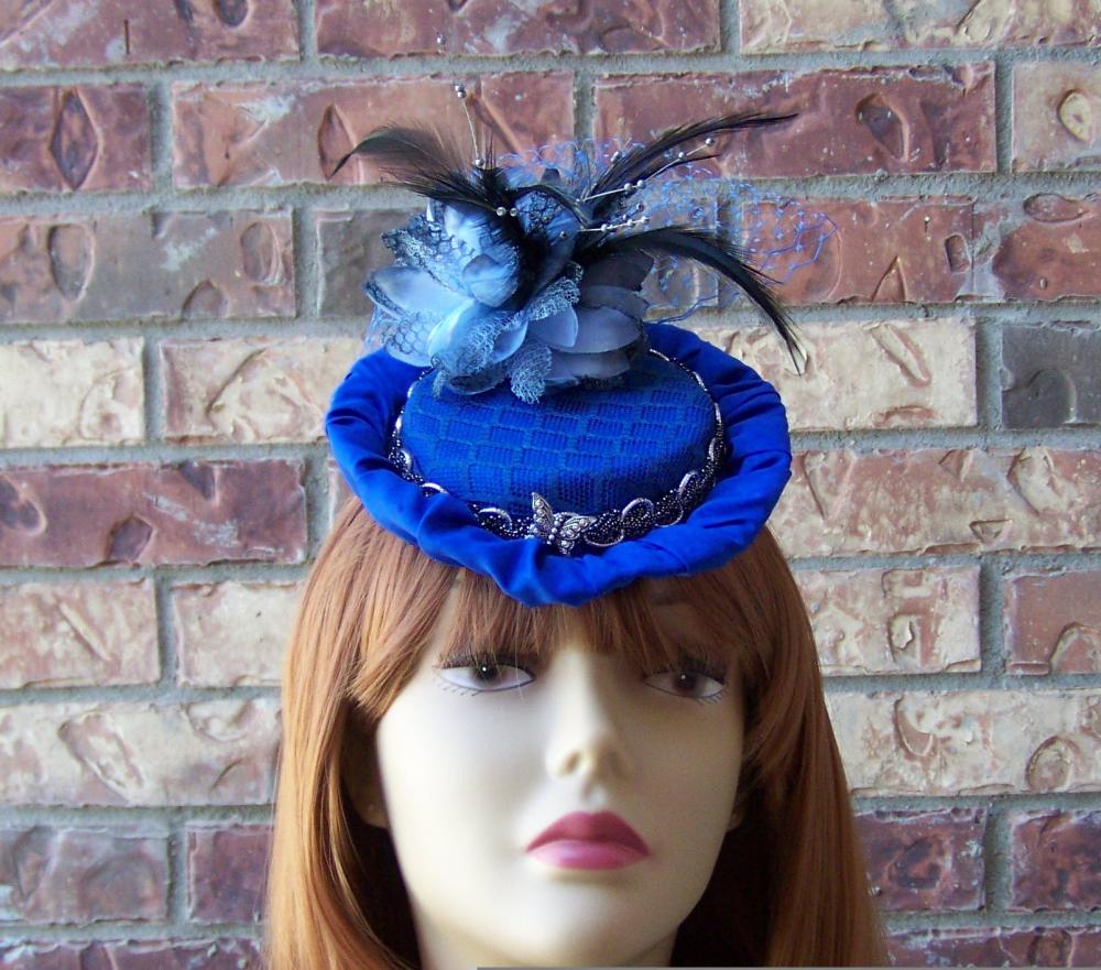 Mini Victorian Riding Fascinator Hat on Luulla